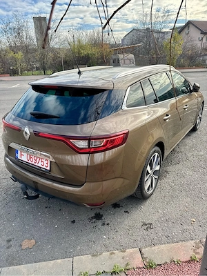 Renault Megane 4 Grandtour Bose edition  Benzina 132CP  Cutie Automata  2017  175000 KM - imagine 3