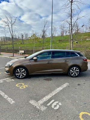 Renault Megane 4 Grandtour Bose edition  Benzina 132CP  Cutie Automata  2017  175000 KM - imagine 4