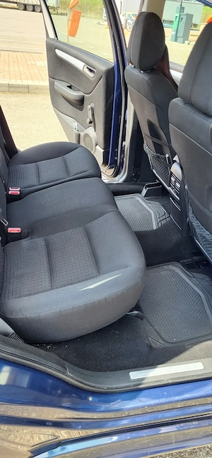 Vând Mercedes B class 18 disel  cdi din 2006 cp 1991  - imagine 9