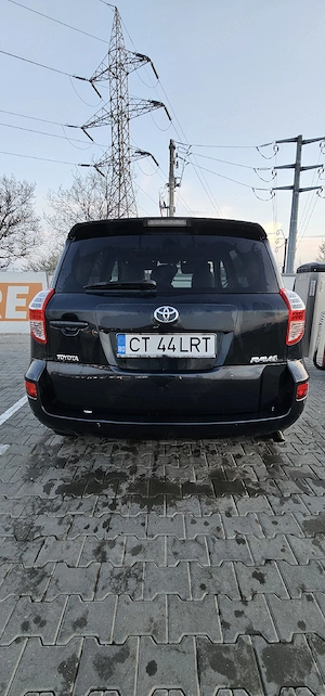 Toyota RAV4 2011 - imagine 5