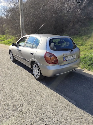 Vand Nissan Almera 110.000 km 1.5 benzină  - imagine 6