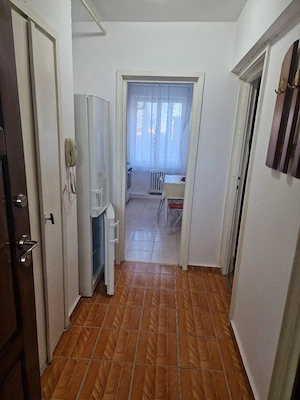 Vand apartament cu doua camere - imagine 4