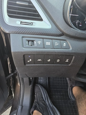 Hyunday SANTA-FE    - imagine 8