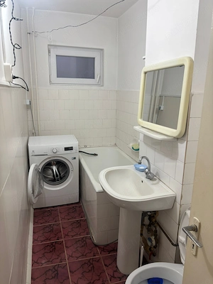 Complex, apartament cu 1 camera decomandat - imagine 5