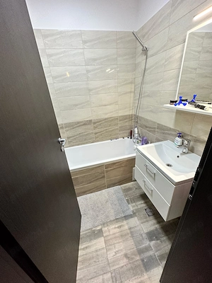 Inchiriere apartament 2 camere Grand Kristal Berceni - imagine 4