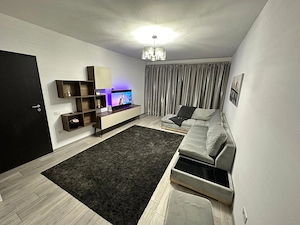 Inchiriere apartament 2 camere Grand Kristal Berceni - imagine 5