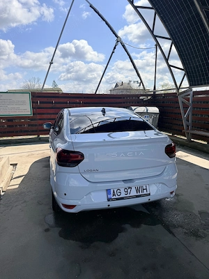 Dacia Logan 2024 Prestige Plus - Motor 1.0 TCe ECO-G (benzină + GPL fabrica) - imagine 4