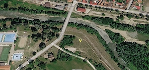 Teren Teius vizavi de strand