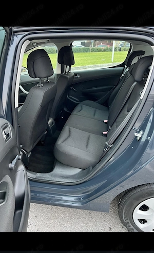 Peugeot 308 km  130 mi km 1.4 benzina cumpărat Peugeot nou 207 - imagine 4