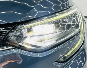 RENAULT MEGANE - imagine 9