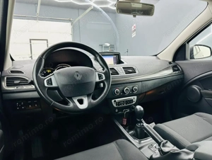 RENAULT MEGANE - imagine 20