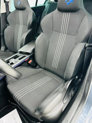 RENAULT MEGANE - imagine 12