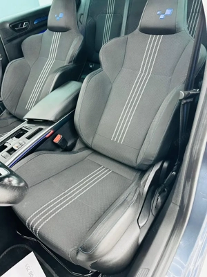 RENAULT MEGANE - imagine 18