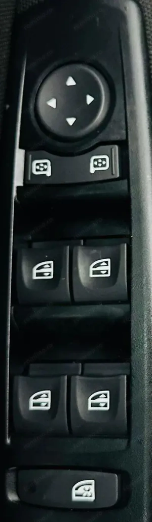 RENAULT MEGANE - imagine 11