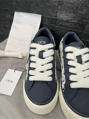 Adidasi Dior B33