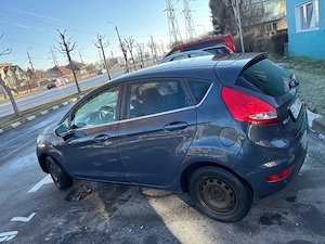 Ford fiesta 1.6 tdci - imagine 3