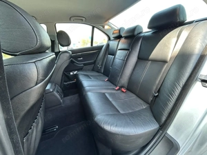 BMW Seria 5 - imagine 17
