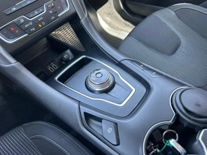 Ford Mondeo - imagine 20