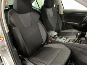 Skoda Octavia - imagine 9