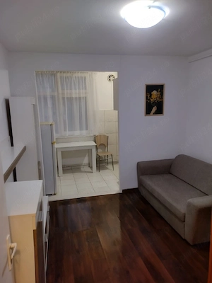 vând Garsonieră zona Astra  - imagine 5