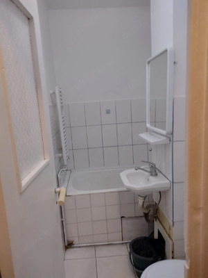 vând Garsonieră zona Astra  - imagine 4