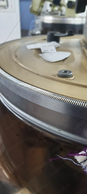   Maşină de cusut ochi cu ochi Kett Complett 99