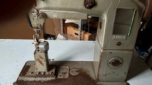 Masina de cusut Minerva