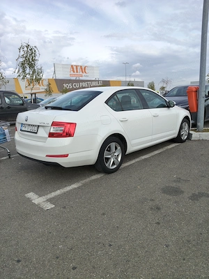 Vand Skoda Octavia, fab 2015, benzina - imagine 6