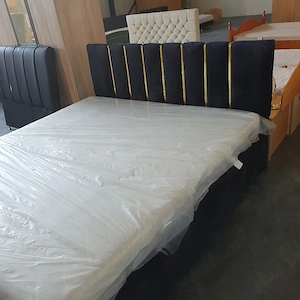 Pat dormitor tapițat 1.80m 2m Superbbb 