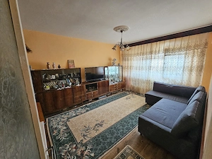 de vanzare apartament 3 camere