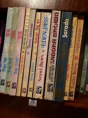 34 volume Sandra Brown - imagine 3