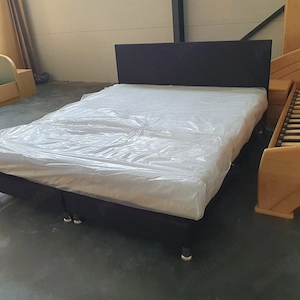 Boxspring 1.80m 2m+saltea 