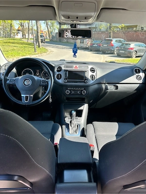Volkswagen Tiguan 4x4 DSG 2.0 TDI  - imagine 4