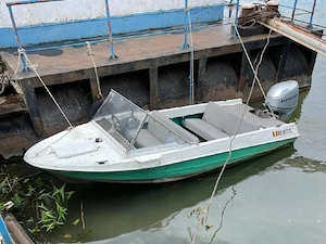 Ambarcatiune aluminiu cu Honda 50 CP