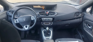 Renault Grand Scenic Bose 7 locuri 2011/1.5dci/110cp/Navigatie/Xenon/Cameră/Euro 5 - imagine 5