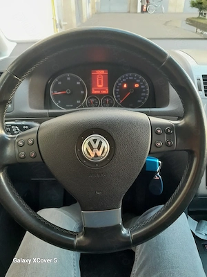 Vand VW Touran - imagine 5