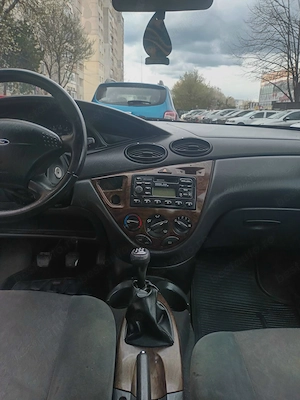Ford focus 1,6 benzina - imagine 5