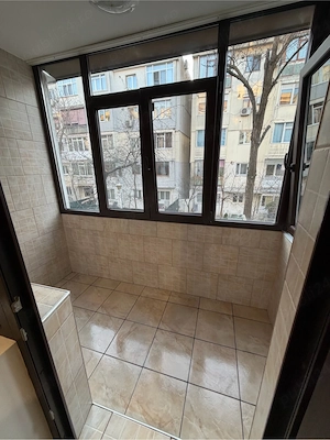 vand apartament o camera  - imagine 4