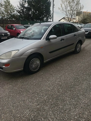 Ford focus 1,6 benzina - imagine 10