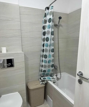 berceni metrou curte si parcare privata - imagine 5