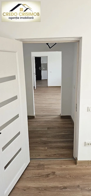 Vand apartament 2 camere cf 1 semidecomandat etajul 1 zona Micro 3 - imagine 6