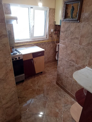 De vanzare apartament 2 camere la casa,zona centrala,strada Sebesului - imagine 3