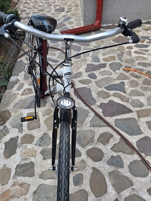 Vând bicicletă dame