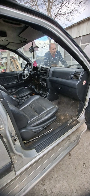 opel frontera 2.2 dti - imagine 2