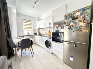 Apartament premium, 2 camere, 44 mp, etaj 2  - zona Cora - imagine 3