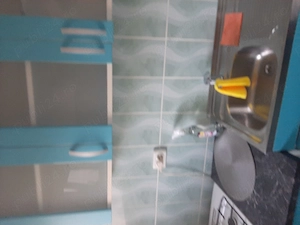 Vînd garsoniera - imagine 2