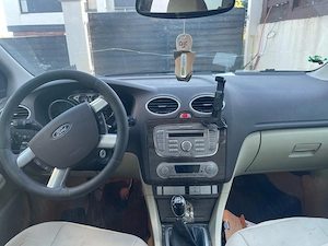 Ford Focus 1,6 TDCI 2008 GHIA - imagine 4