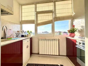 Apartament elegant cu 3 camere, 66 mp utili - zona Lunei - imagine 3