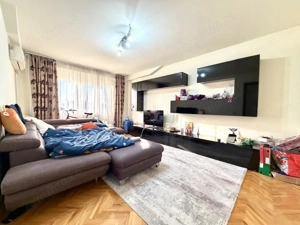Apartament elegant cu 3 camere, 66 mp utili - zona Lunei - imagine 5
