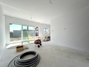 Duplex modern cu 4 camere, 100 mp utili, 350 mp teren - Sanandrei - imagine 3